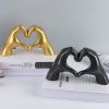 Nordic Heart Gesture Sculpture Resin Abstract Hand Love Statue Figurines Wedding Home Living Room Desktop Ornaments Room Decor